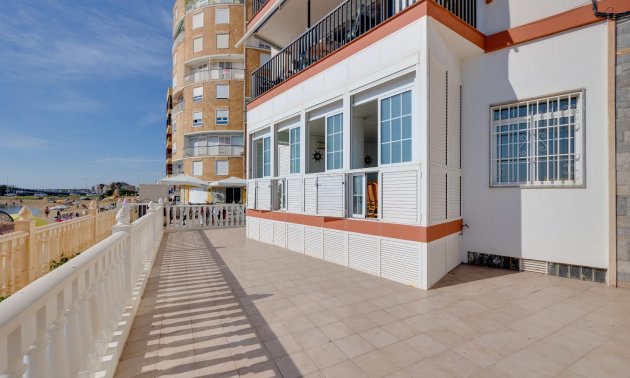 Resale - Apartment / flat -
Torrevieja