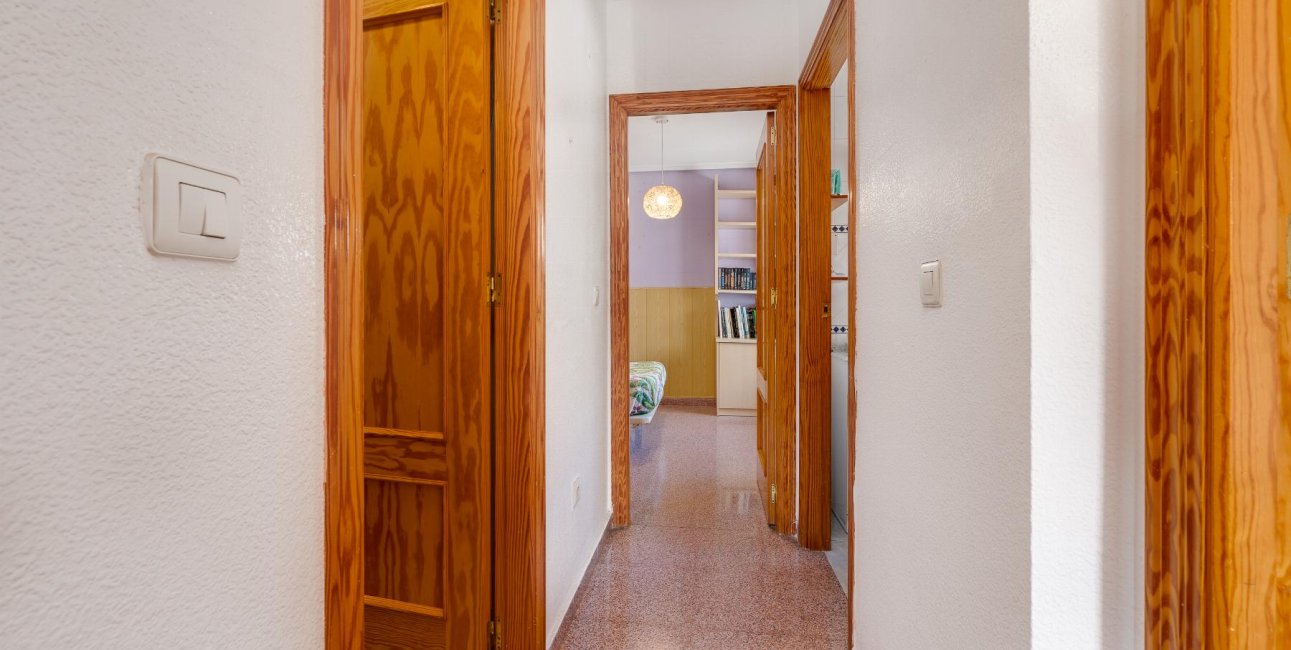 Resale - Apartment / flat -
Torrevieja