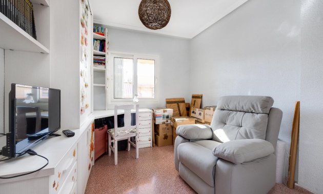 Resale - Apartment / flat -
Torrevieja
