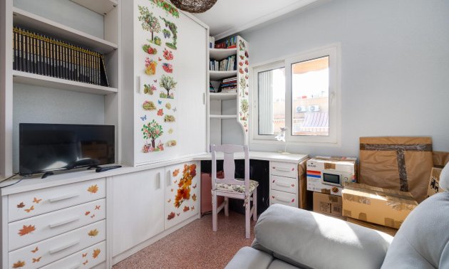 Resale - Apartment / flat -
Torrevieja