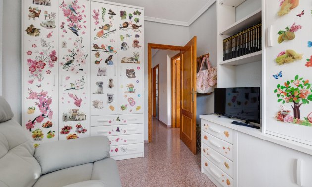 Resale - Apartment / flat -
Torrevieja