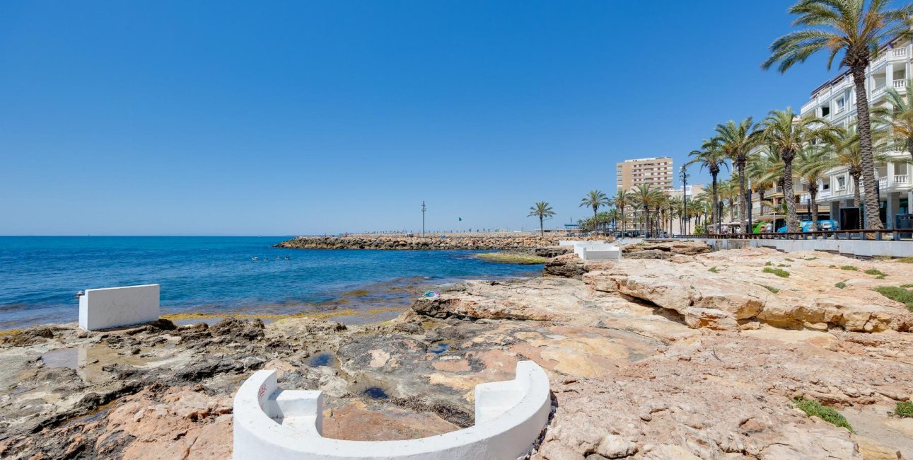 Resale - Apartment / flat -
Torrevieja
