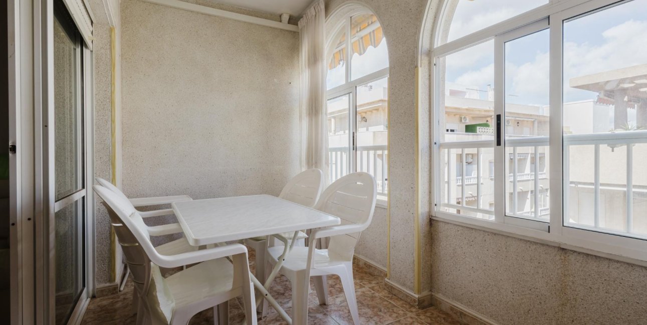 Resale - Apartment / flat -
Torrevieja