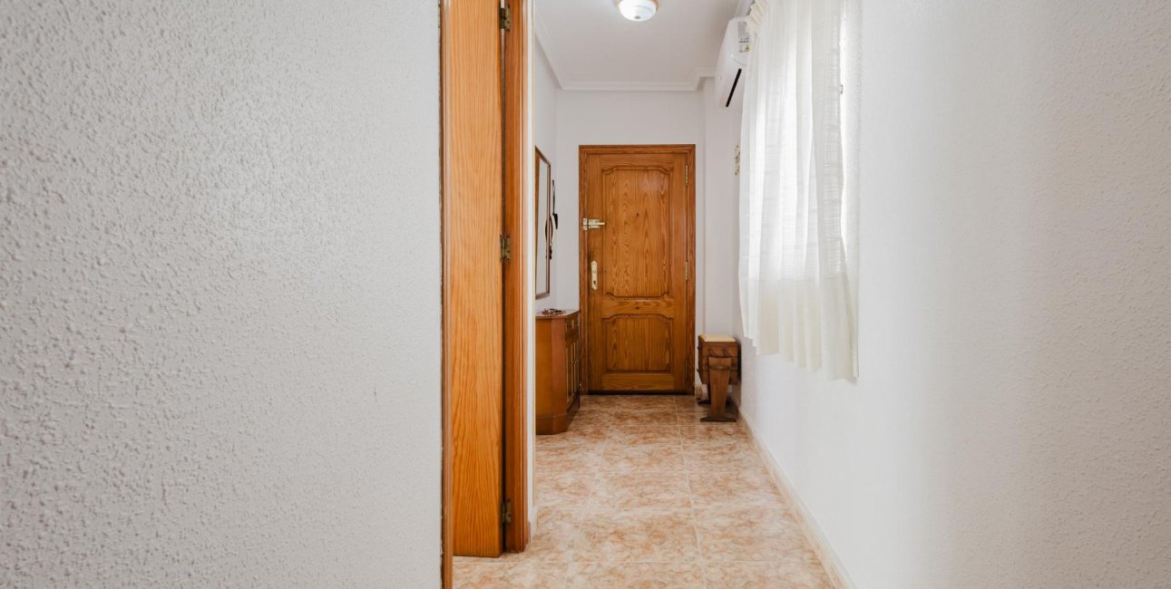 Resale - Apartment / flat -
Torrevieja