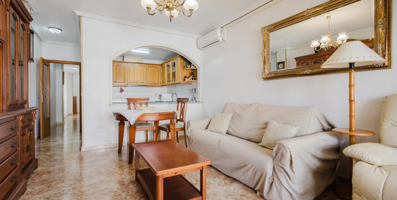 Resale - Apartment / flat -
Torrevieja