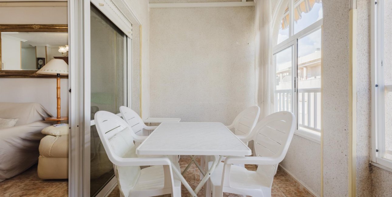 Resale - Apartment / flat -
Torrevieja