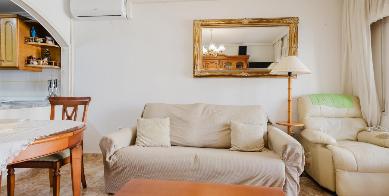 Resale - Apartment / flat -
Torrevieja