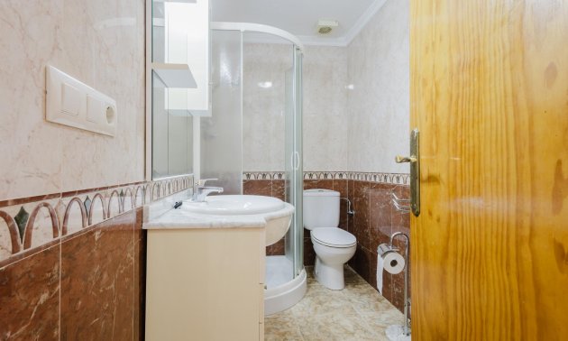 Resale - Apartment / flat -
Torrevieja