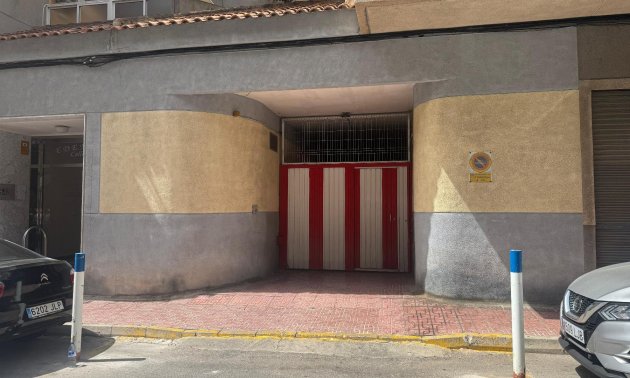 Resale - Apartment / flat -
Torrevieja