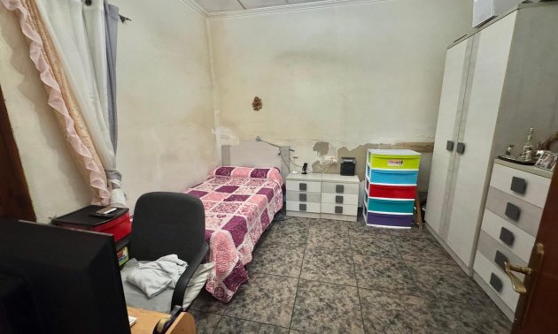 Rynek wtórny - Mieszkanie  -
Benejúzar