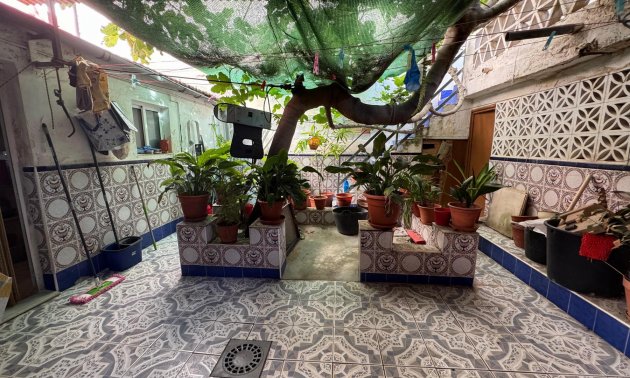 Rynek wtórny - Mieszkanie  -
Benejúzar