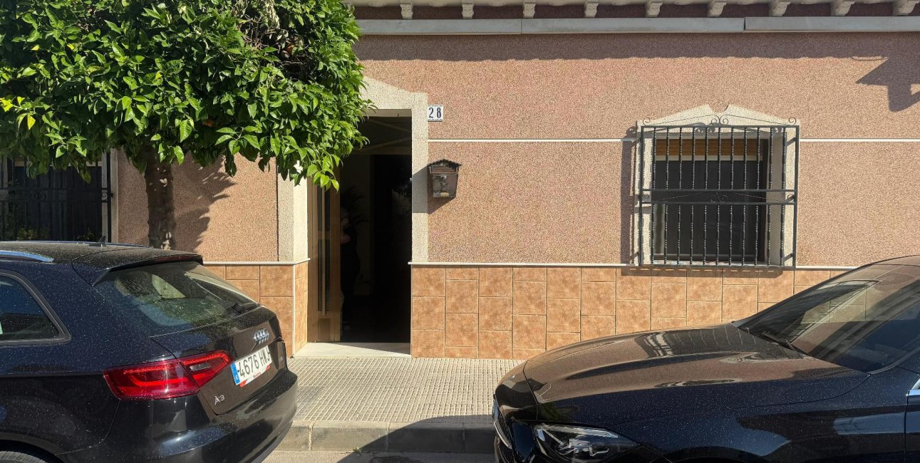 Rynek wtórny - Mieszkanie  -
Benejúzar