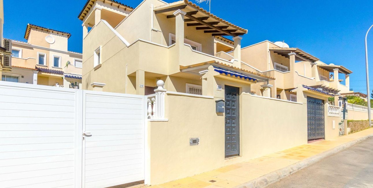 Reventa - Apartamento / piso -
Orihuela Costa