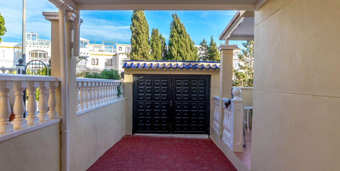 Reventa - Apartamento / piso -
Orihuela Costa