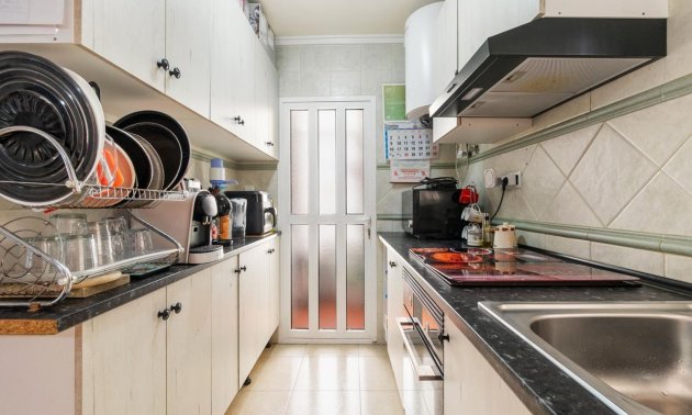 Reventa - Apartamento / piso -
Orihuela Costa