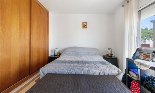 Reventa - Apartamento / piso -
Orihuela Costa