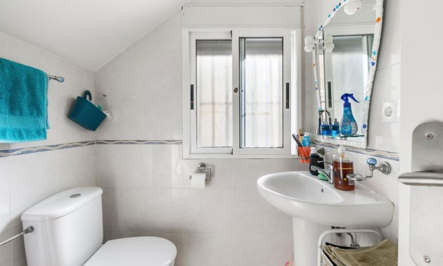 Reventa - Apartamento / piso -
Orihuela Costa