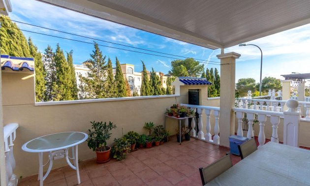 Reventa - Apartamento / piso -
Orihuela Costa
