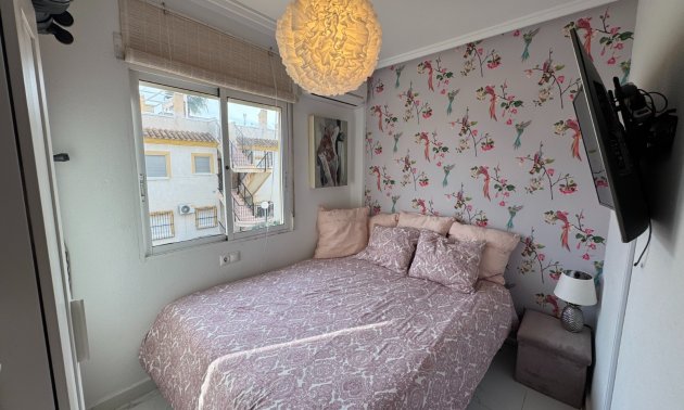 Resale - Apartment / flat -
Orihuela Costa - Las Filipinas
