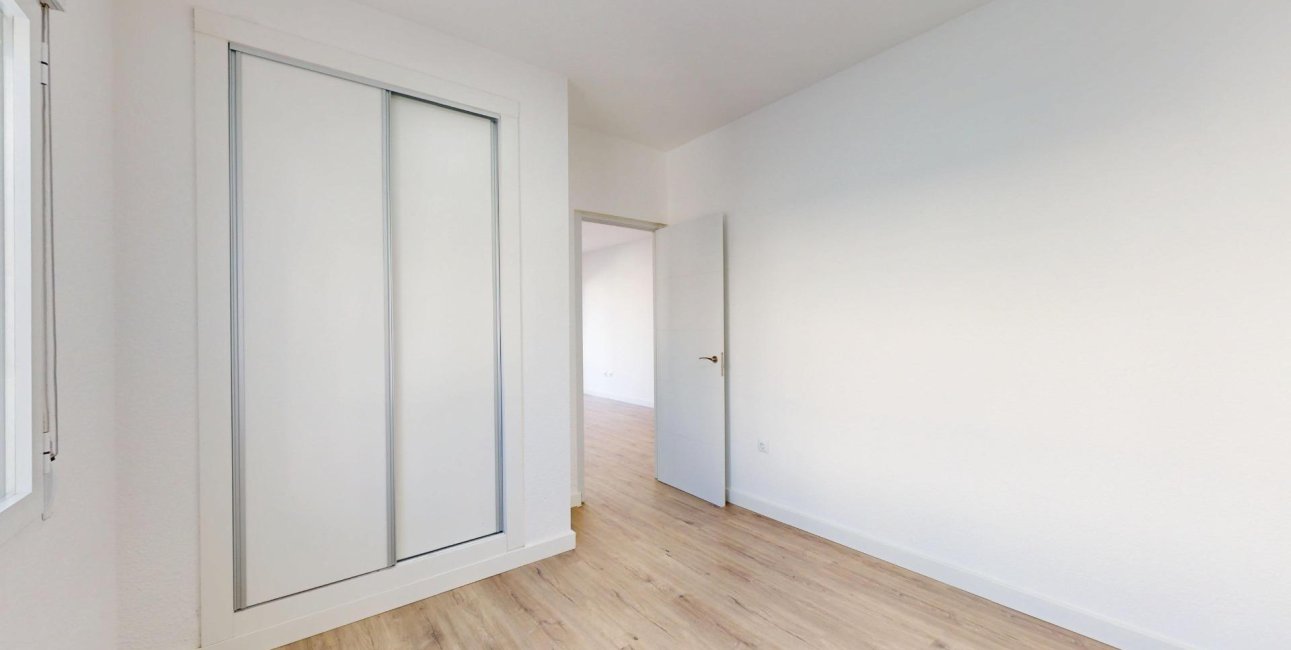 Rynek wtórny - Bungalowy -
San Miguel de Salinas - BLUE LAGOON