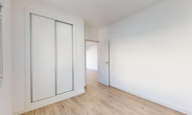 Rynek wtórny - Bungalowy -
San Miguel de Salinas - BLUE LAGOON