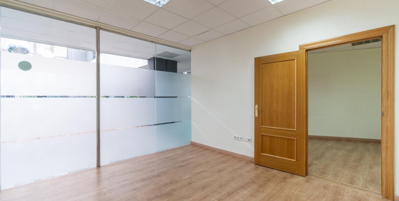 Wynajem długoterminowy - Lokal handlowy -
Orihuela Costa - Playa Flamenca