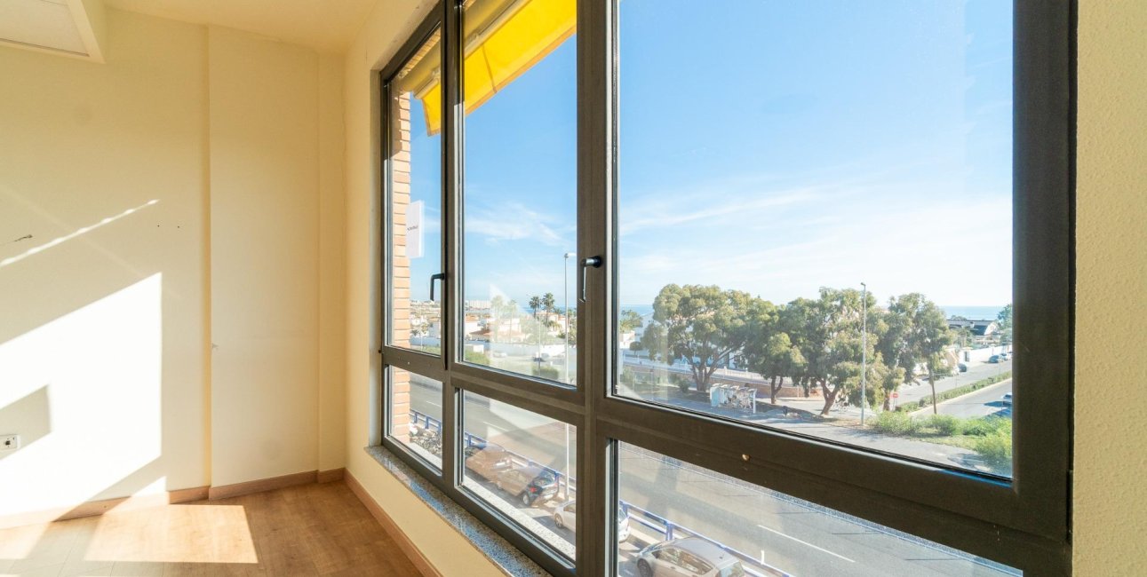 Wynajem długoterminowy - Lokal handlowy -
Orihuela Costa - Playa Flamenca