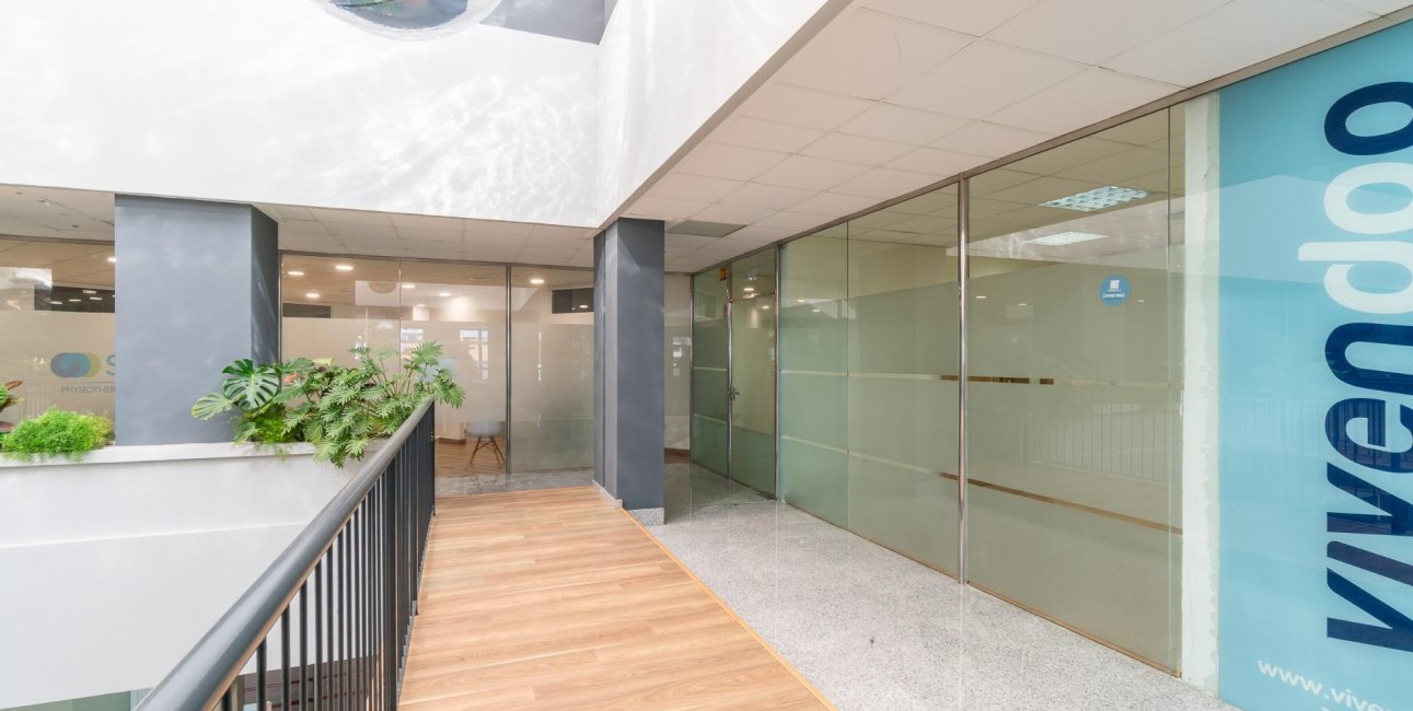 Wynajem długoterminowy - Lokal handlowy -
Orihuela Costa - Playa Flamenca