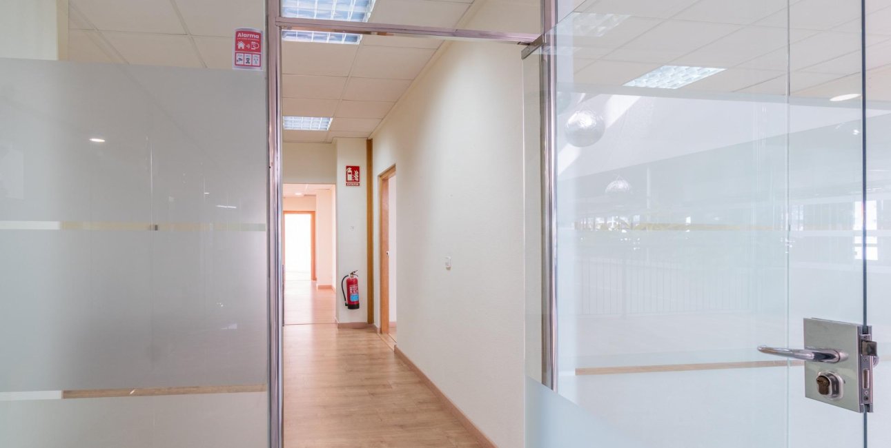 Wynajem długoterminowy - Lokal handlowy -
Orihuela Costa - Playa Flamenca