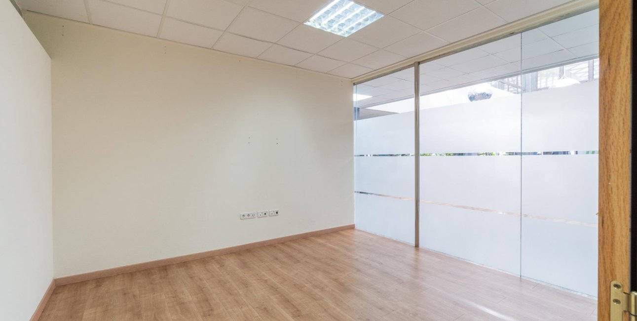 Wynajem długoterminowy - Lokal handlowy -
Orihuela Costa - Playa Flamenca