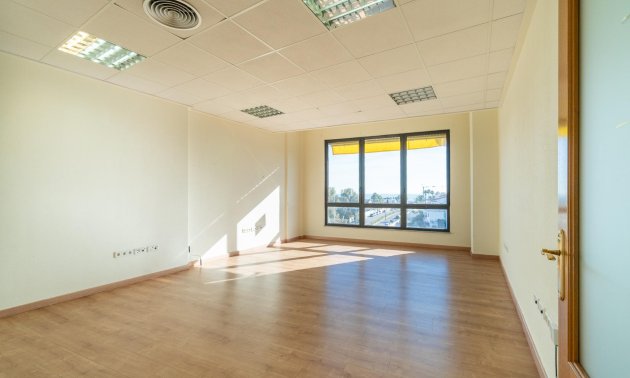 Wynajem długoterminowy - Lokal handlowy -
Orihuela Costa - Playa Flamenca