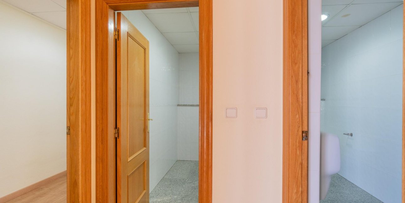 Wynajem długoterminowy - Lokal handlowy -
Orihuela Costa - Playa Flamenca