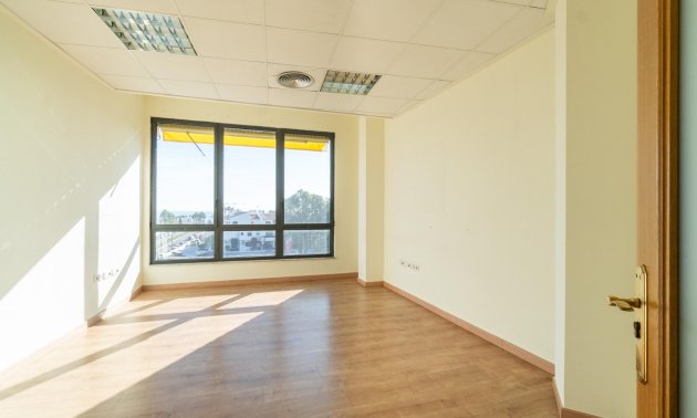 Wynajem długoterminowy - Lokal handlowy -
Orihuela Costa - Playa Flamenca