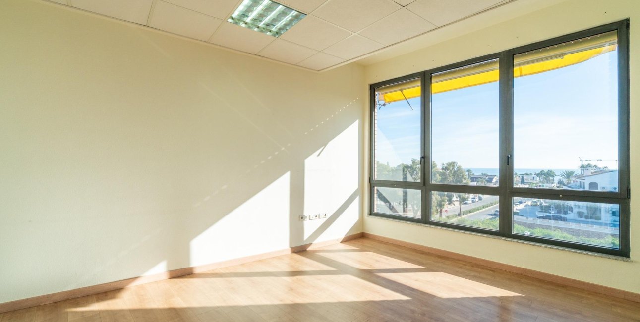 Wynajem długoterminowy - Lokal handlowy -
Orihuela Costa - Playa Flamenca