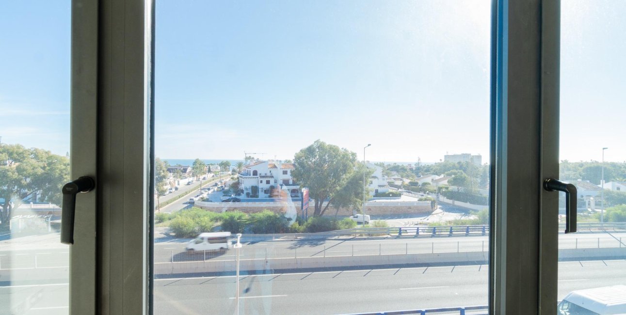 Wynajem długoterminowy - Lokal handlowy -
Orihuela Costa - Playa Flamenca