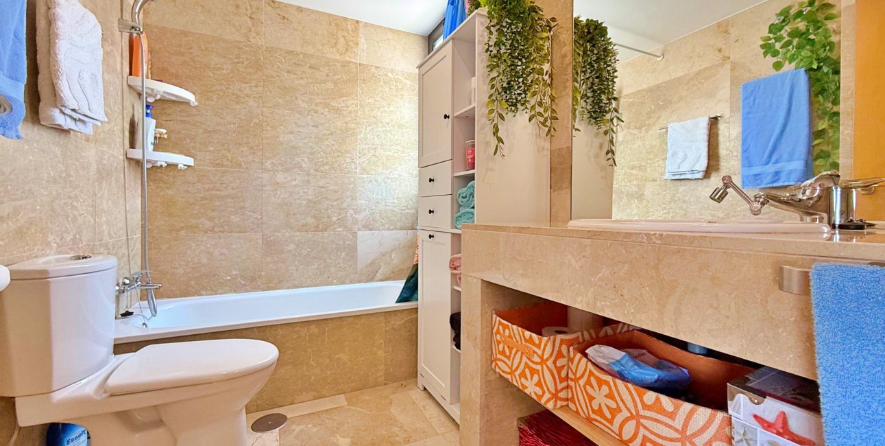 Resale - Apartment / flat -
Orihuela Costa - Campoamor