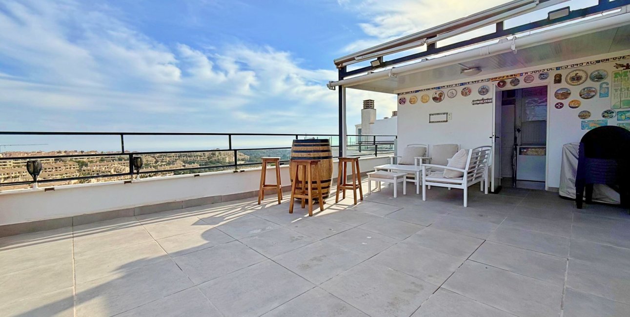 Resale - Apartment / flat -
Orihuela Costa - Campoamor