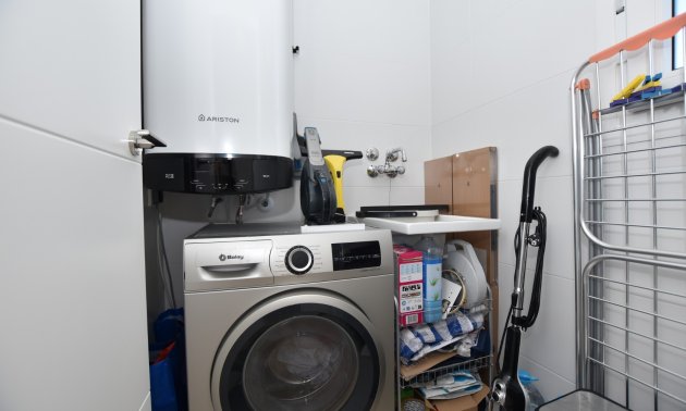 Resale - Apartment / flat -
Los Montesinos - Entre Naranjos / Vistabella Golf