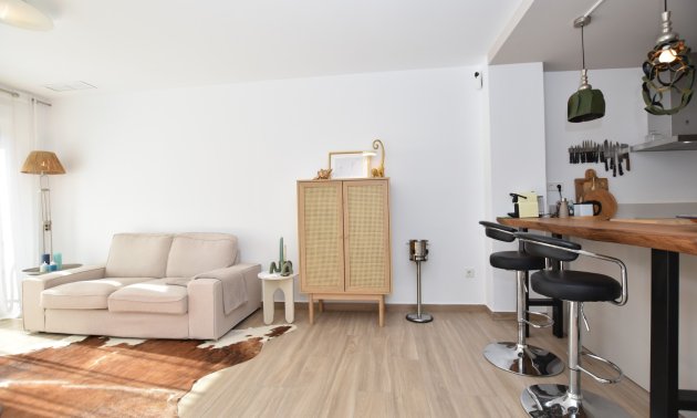 Resale - Apartment / flat -
Los Montesinos - Entre Naranjos / Vistabella Golf