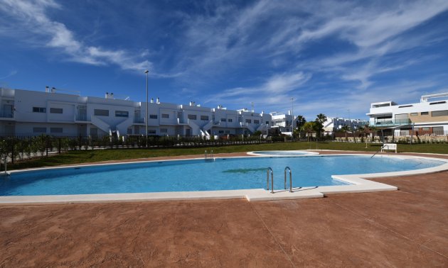 Resale - Apartment / flat -
Los Montesinos - Entre Naranjos / Vistabella Golf