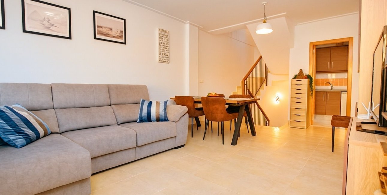 Resale - Townhouse -
Algorfa - La Finca Golf Resort