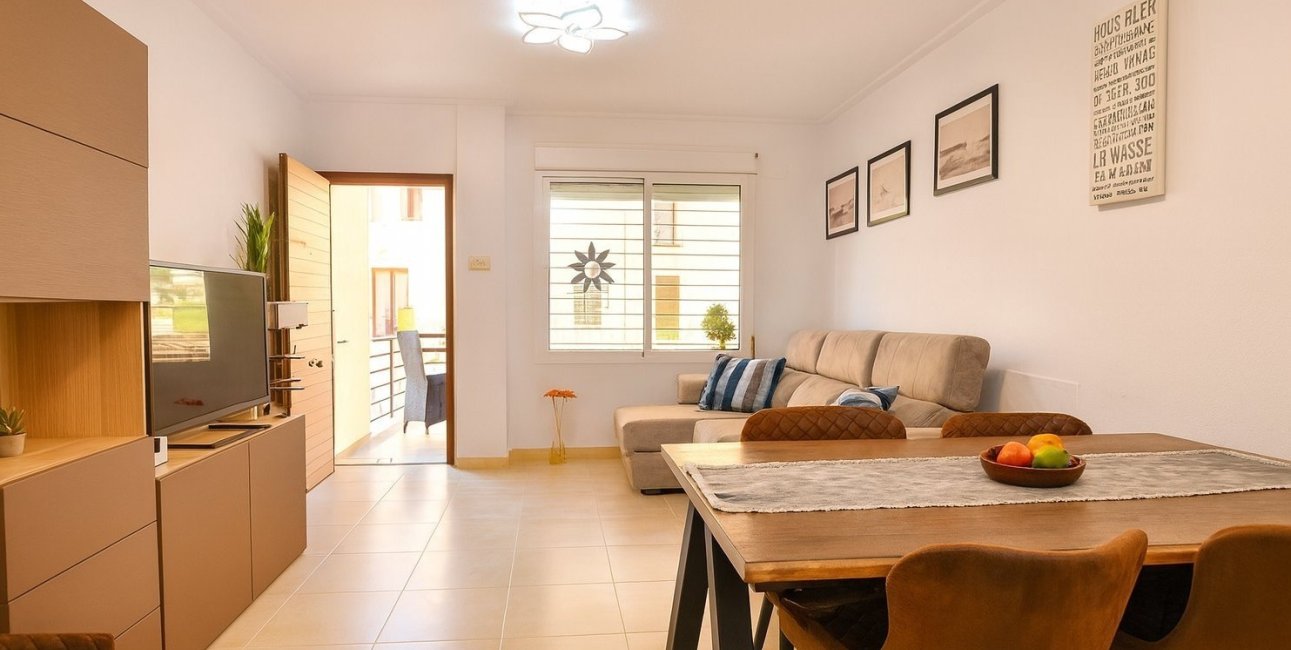 Resale - Townhouse -
Algorfa - La Finca Golf Resort