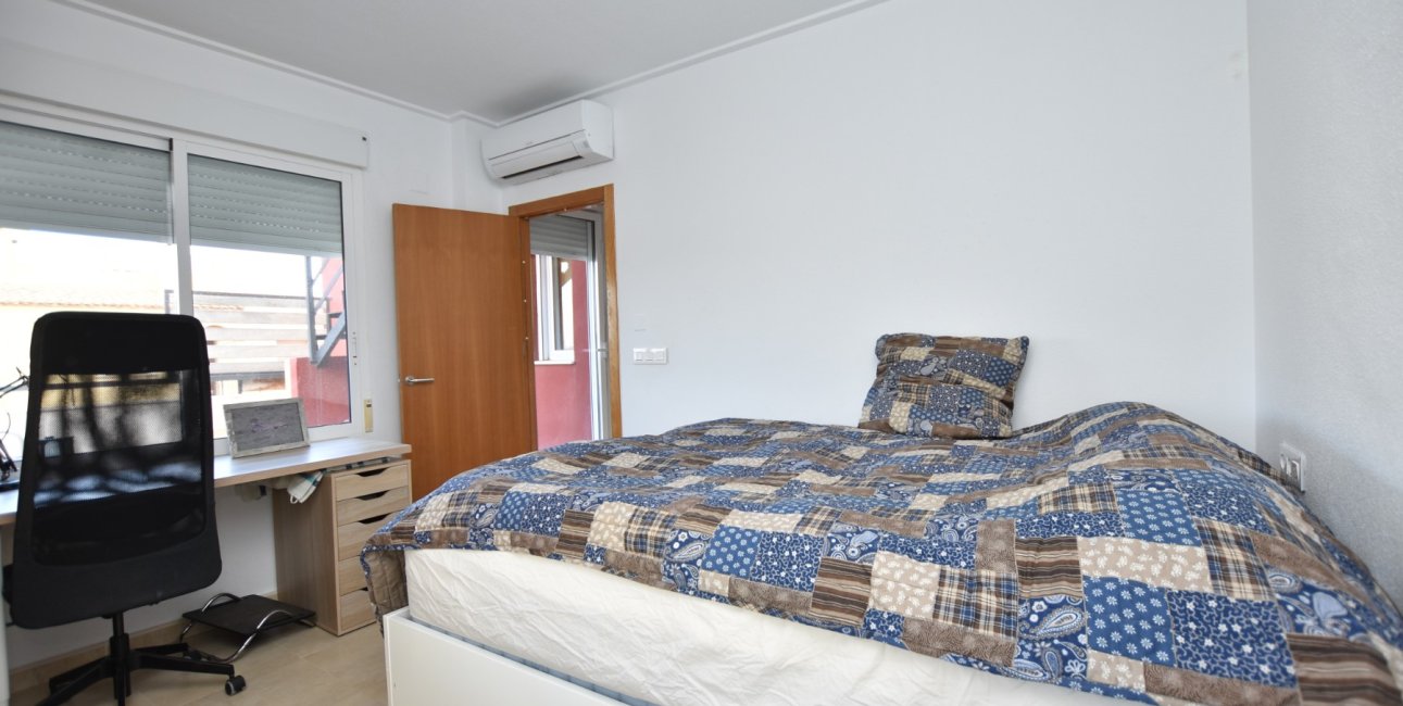 Resale - Townhouse -
Algorfa - La Finca Golf Resort