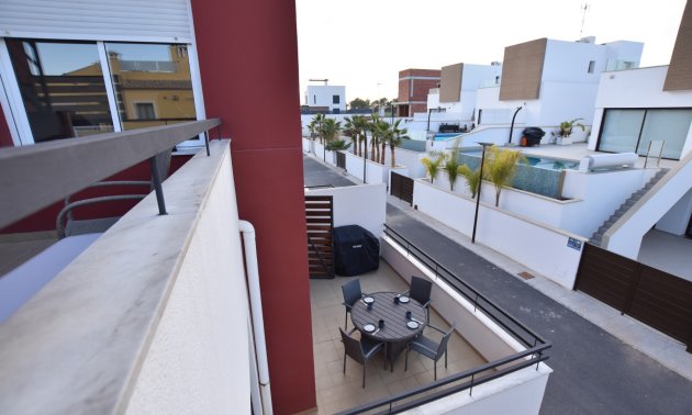 Resale - Townhouse -
Algorfa - La Finca Golf Resort