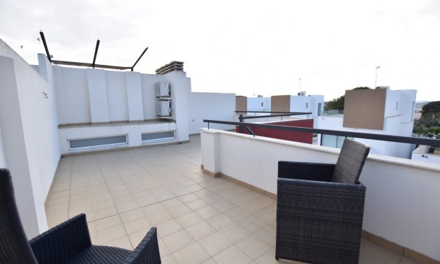 Resale - Townhouse -
Algorfa - La Finca Golf Resort