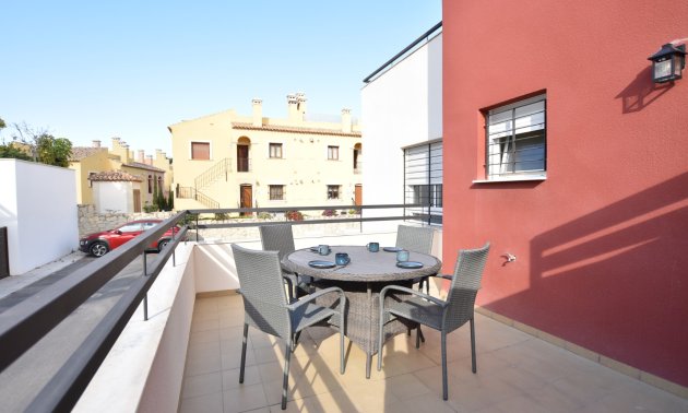 Resale - Townhouse -
Algorfa - La Finca Golf Resort