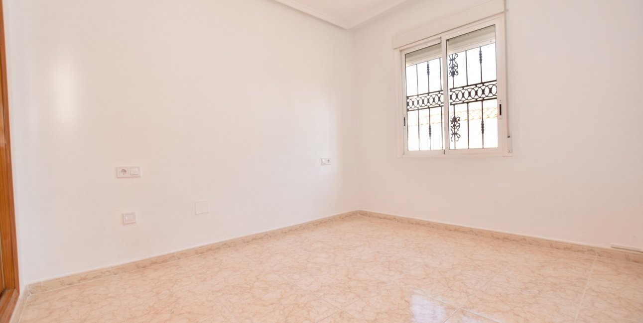 Rynek wtórny - Dom Szeregowy -
Orihuela Costa - Punta Prima