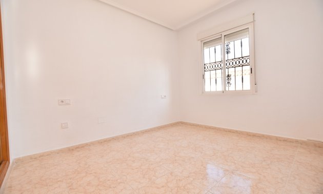 Rynek wtórny - Dom Szeregowy -
Orihuela Costa - Punta Prima