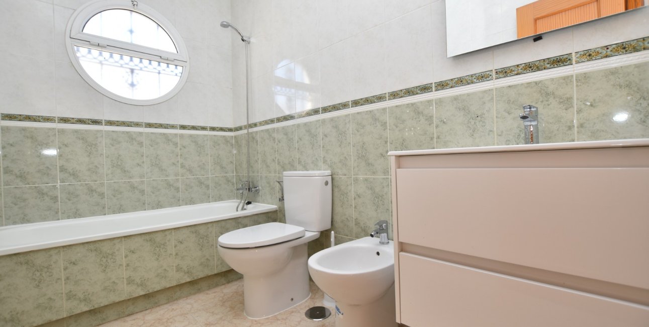 Rynek wtórny - Dom Szeregowy -
Orihuela Costa - Punta Prima