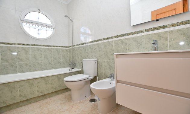 Rynek wtórny - Dom Szeregowy -
Orihuela Costa - Punta Prima